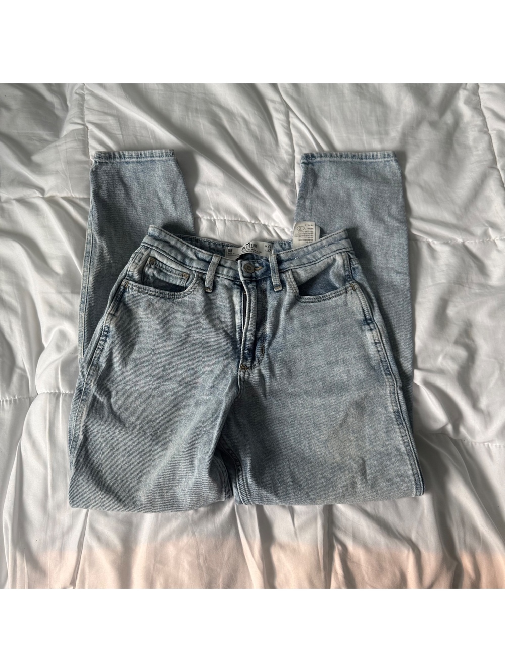 hollister light blue high rise mom jeans 0R w24 l27